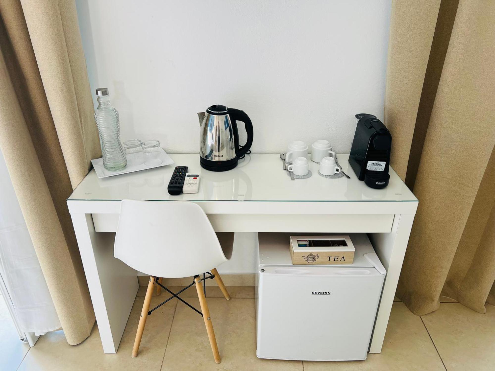 Les Chambres De Francoise Guest House 올비아 외부 사진