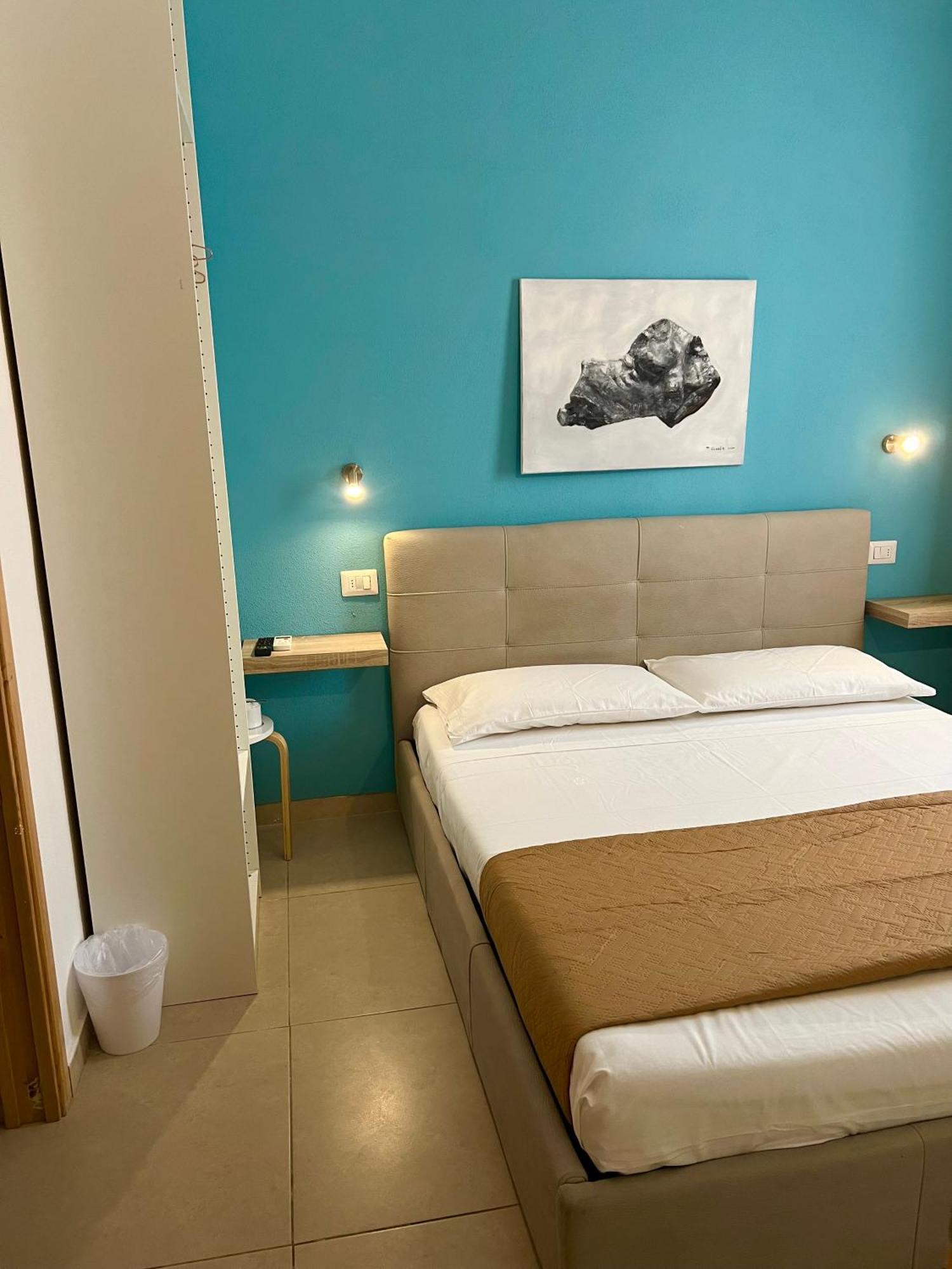 Les Chambres De Francoise Guest House 올비아 외부 사진