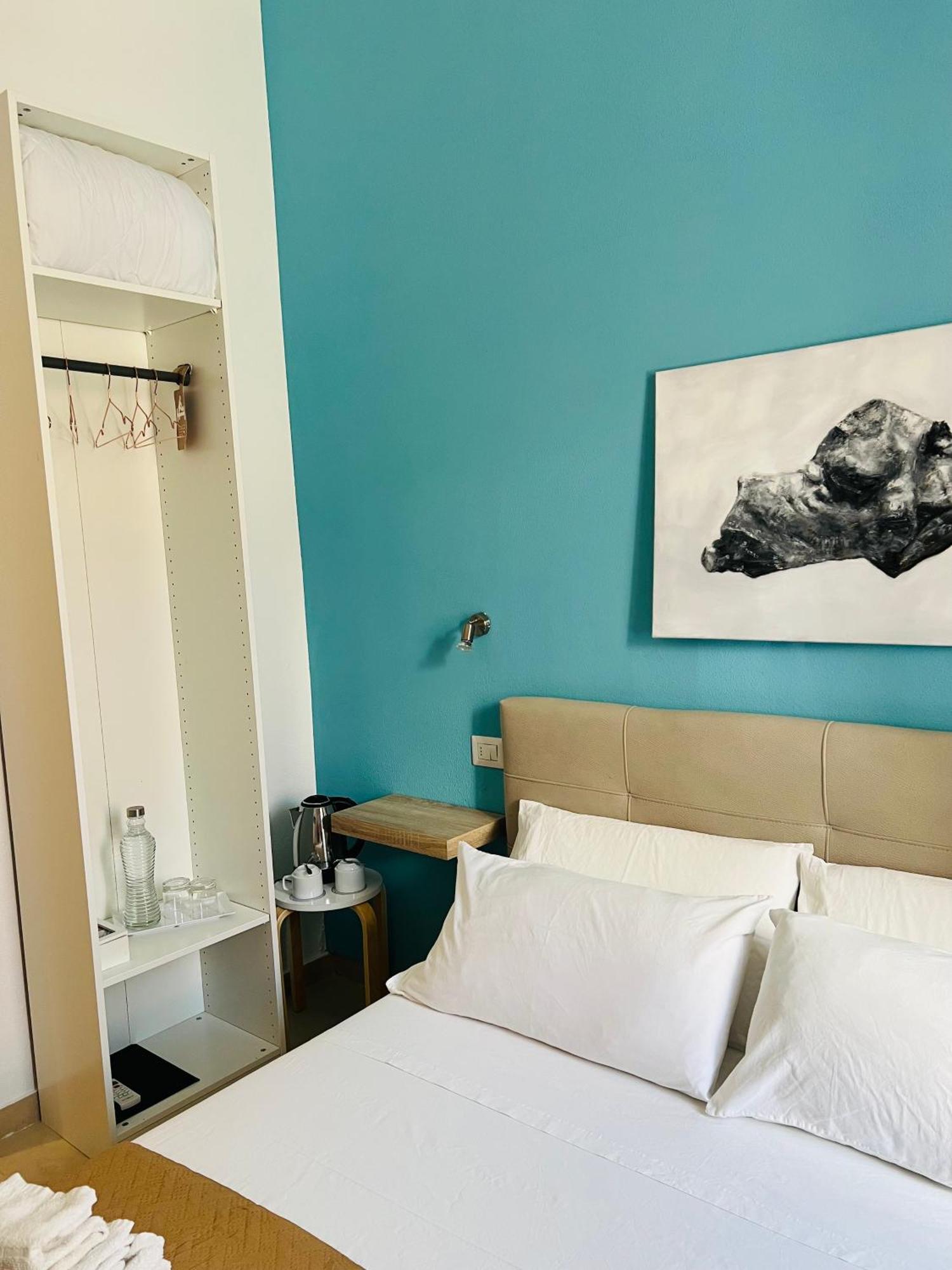 Les Chambres De Francoise Guest House 올비아 외부 사진