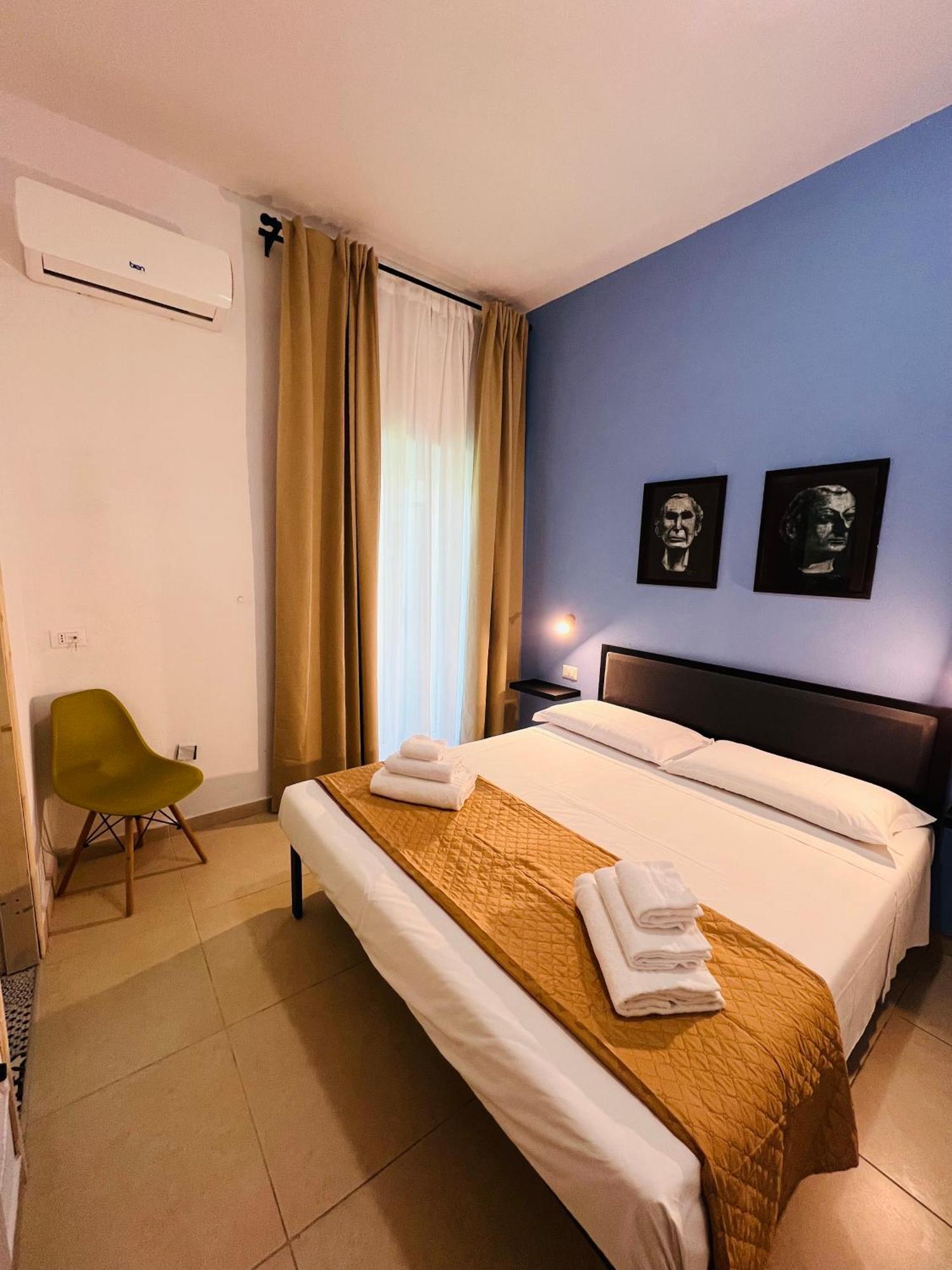 Les Chambres De Francoise Guest House 올비아 외부 사진