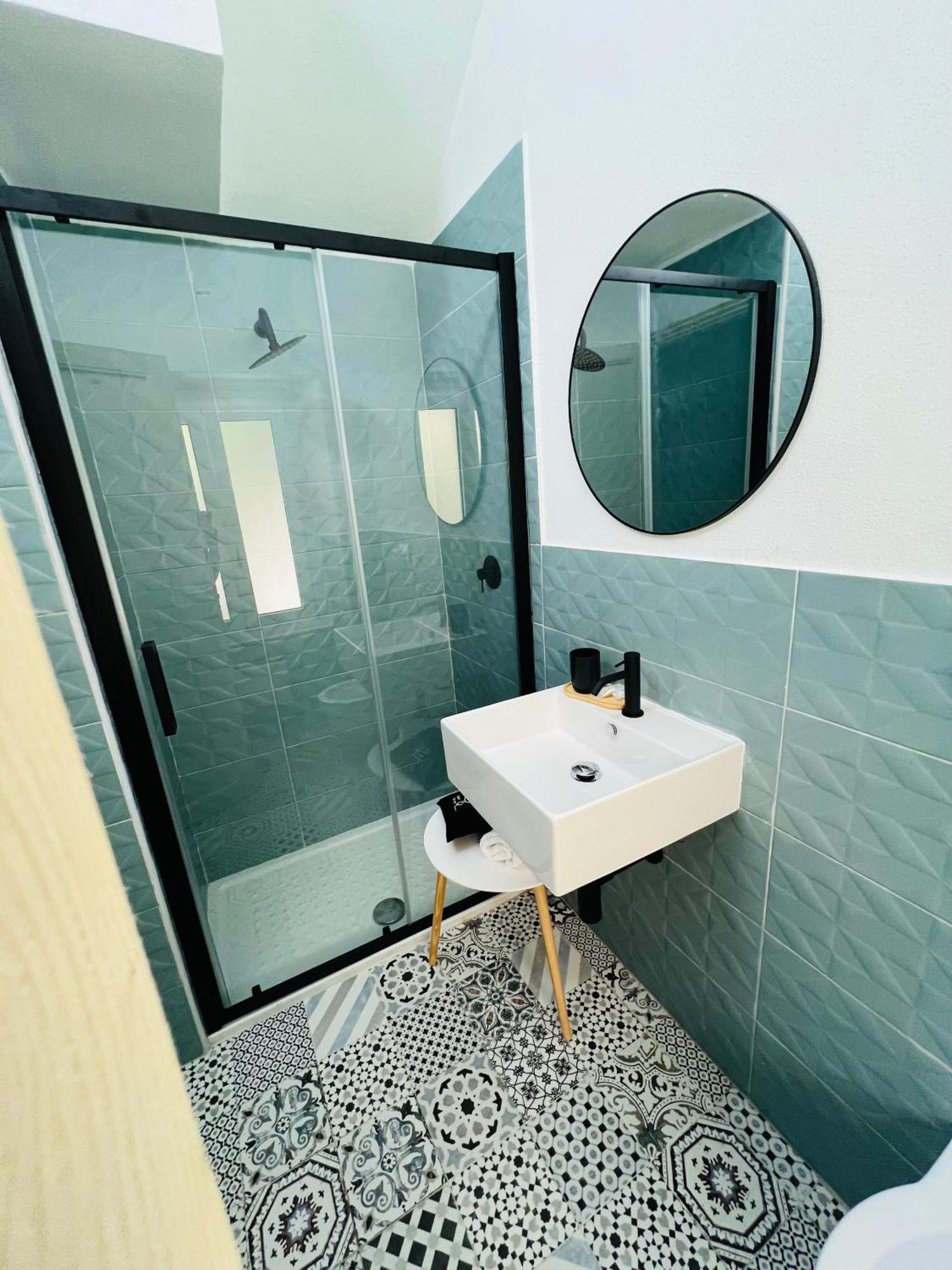 Les Chambres De Francoise Guest House 올비아 외부 사진